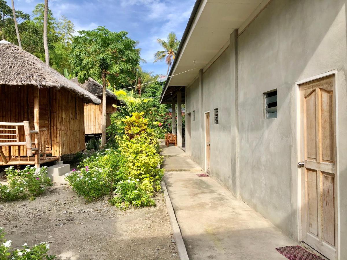 Sharky Hostel Oslob Dış mekan fotoğraf